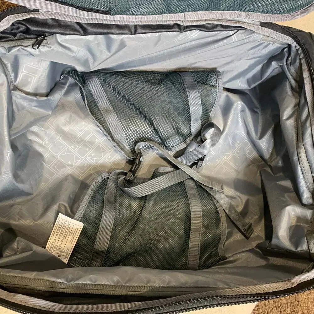Eagle Creek Travel Gateway 22